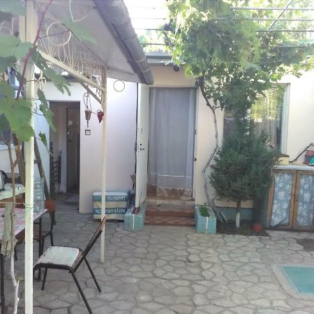 Apartments On Fedorova Odessa Exterior photo